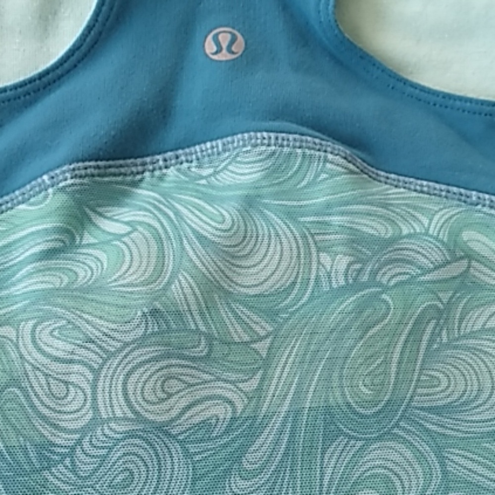 Lululemon crossover tank top